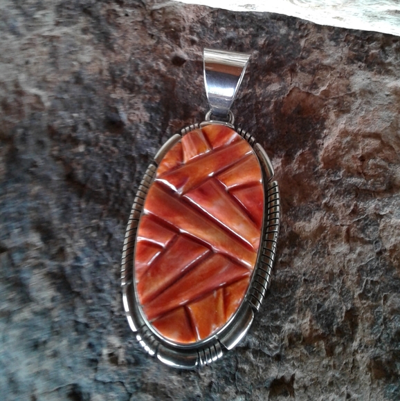 STERLING SILVER, Spiny Oyster inlay PENDANT,  SIGNED - Picture 11 of 14